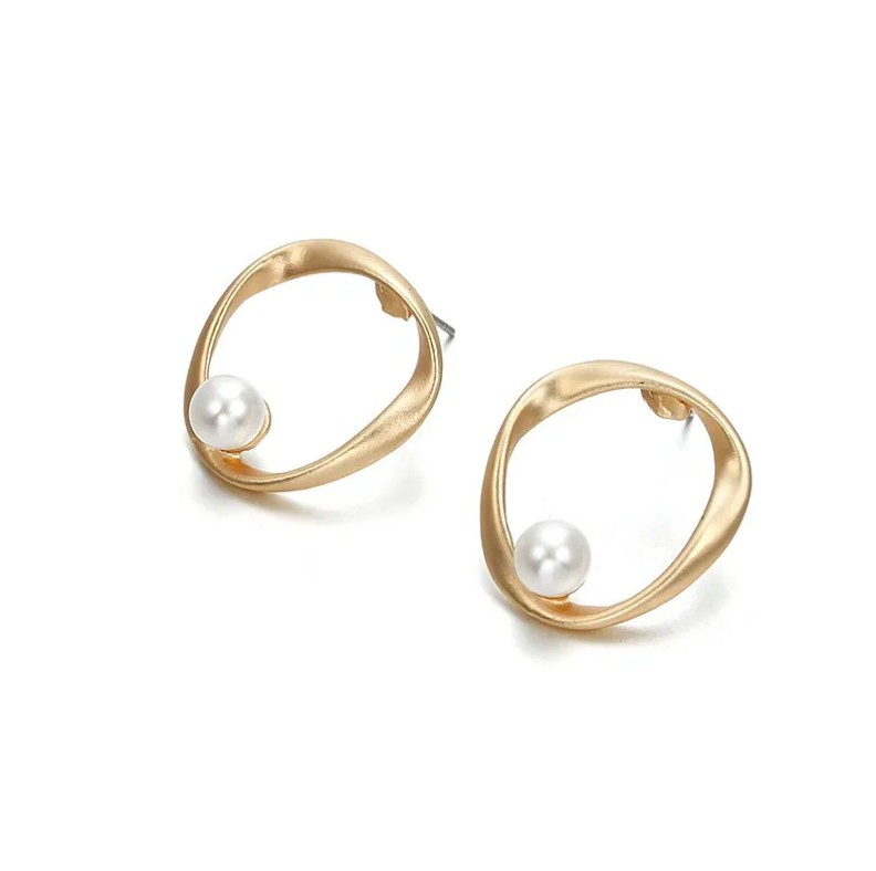 Round Pearl Earrings