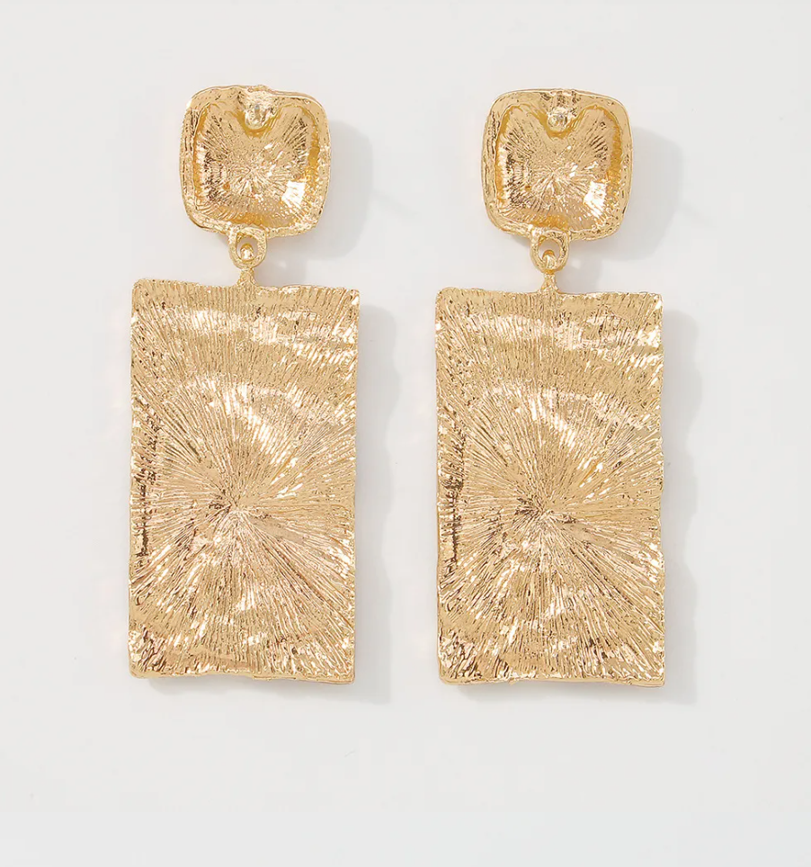 Temperament Cold Scenery Face Earrings.